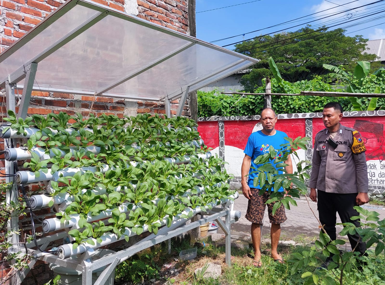 Polisi Ajak Warga Bligo Candi Lestarikan Tanaman Hidroponik Perkuat Ketahanan Pangan