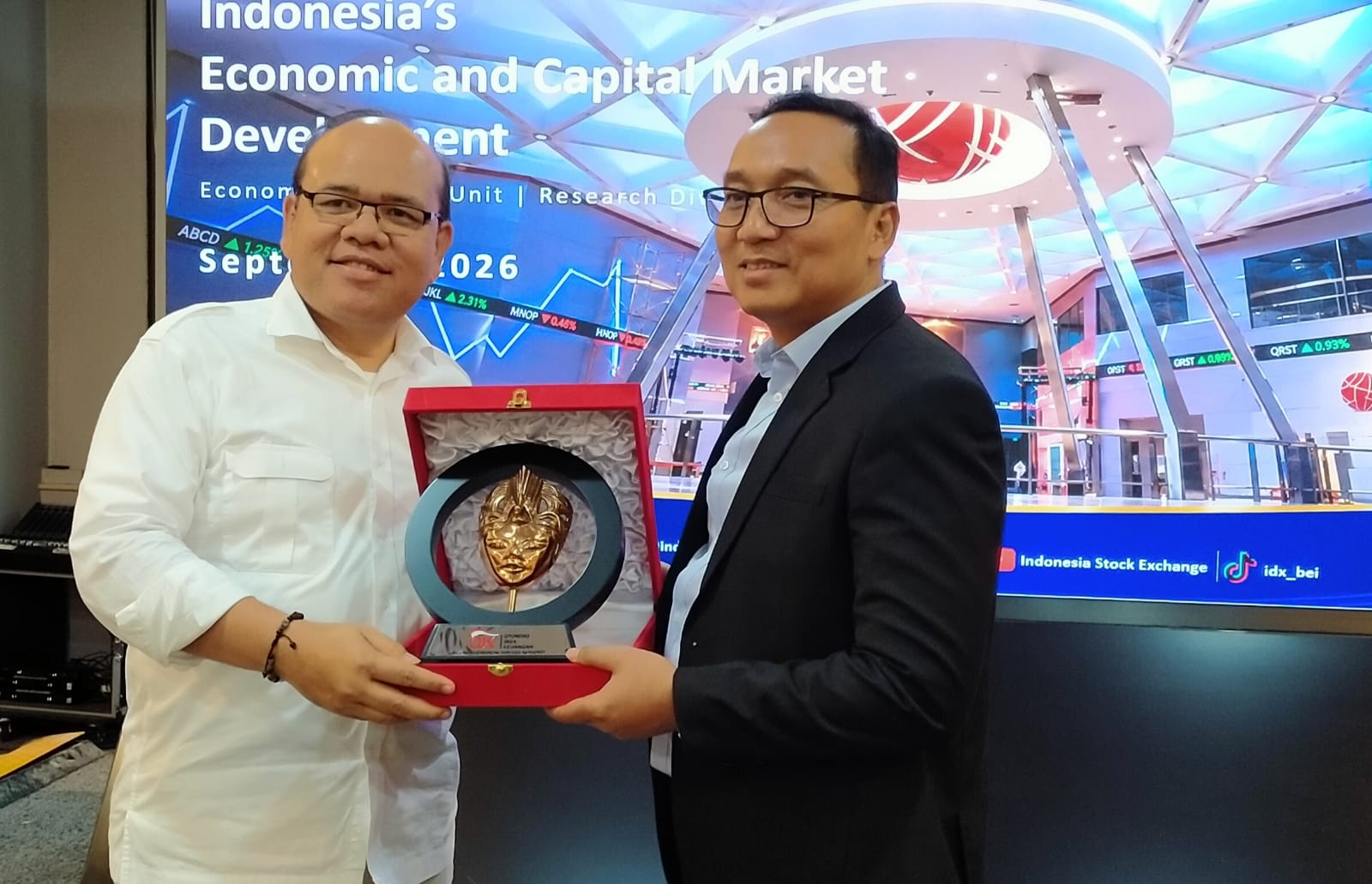 OJK dan BEI Beri Tips Investasi Agar Tidak Boncos