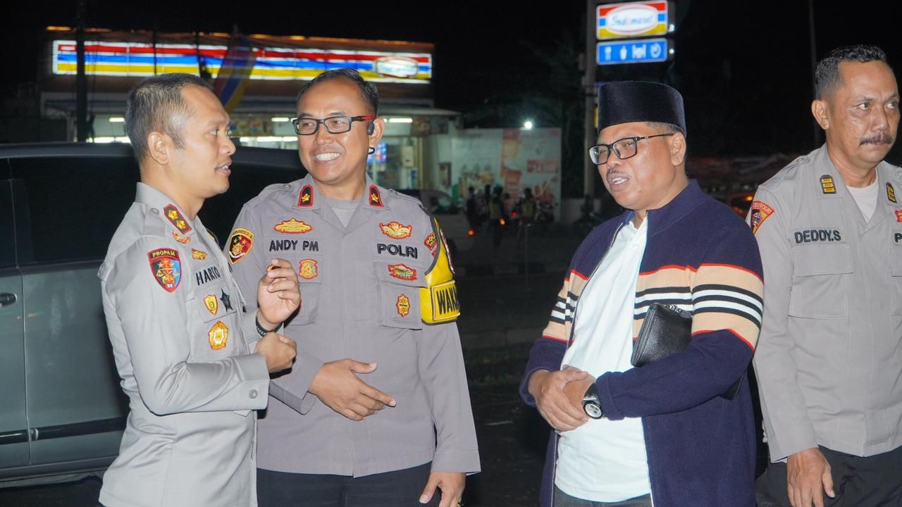 Pantau Arus Mudik, Kapolres Pasuruan Tekankan Kewaspadaan dan Pelayanan Humanis