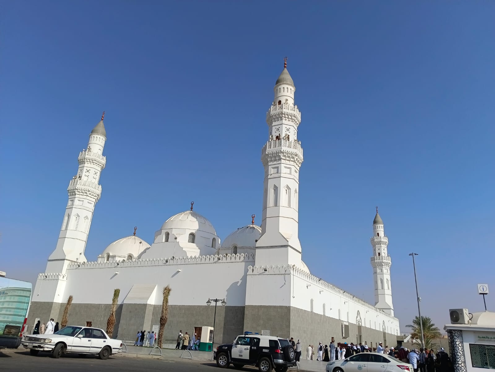Catatan Bersama Dahlan Iskan ke Tanah Suci (9)  - Pesona Masjid Quba