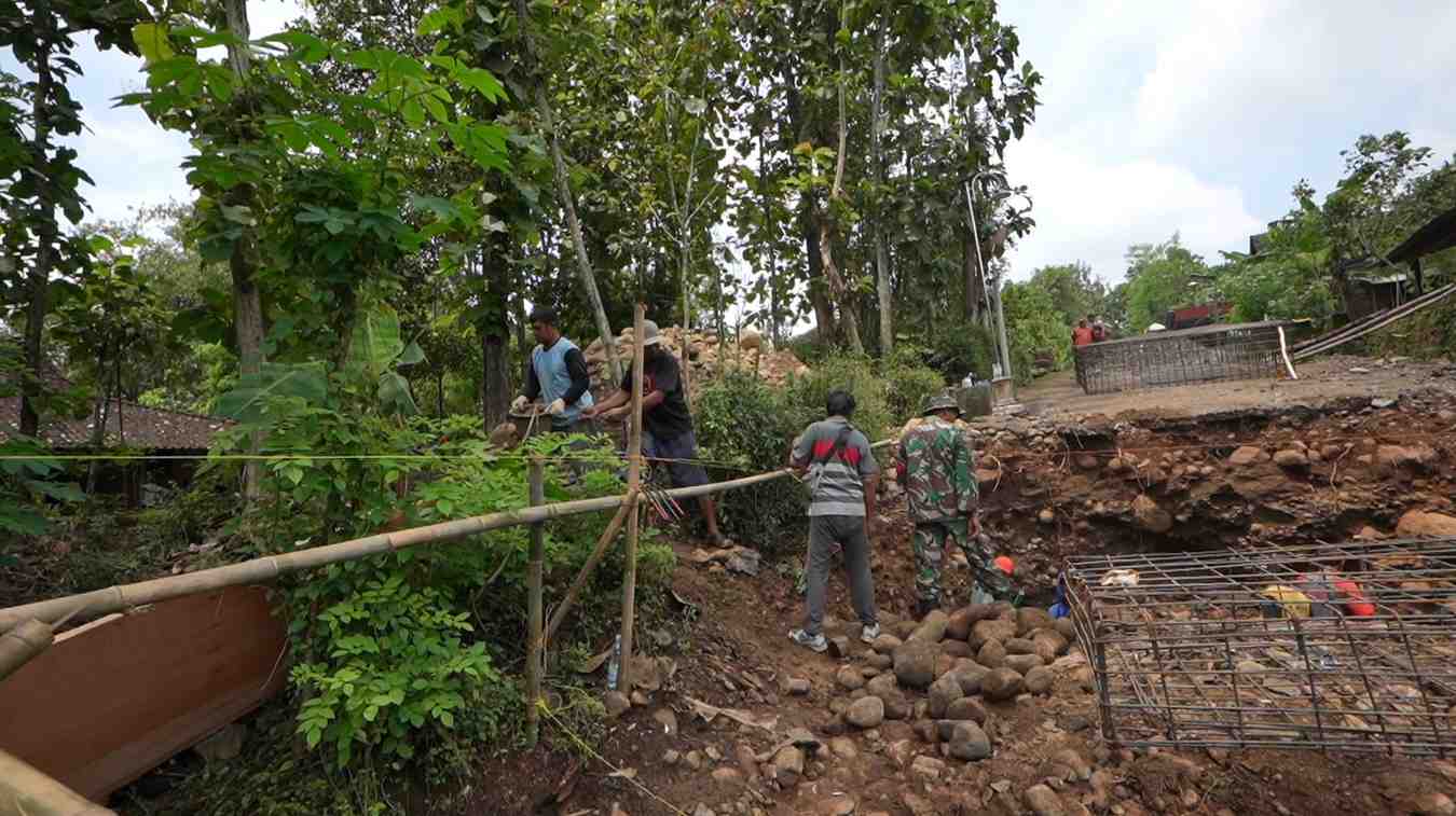 Menanti 20 Tahun, Warga Desa Nglembu Boyolali Segera Punya Jembatan Gantung Permanen