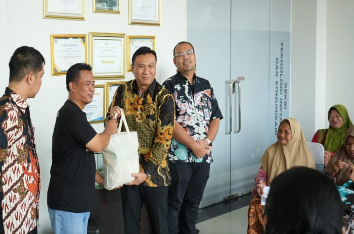 Imigrasi Kediri Peringati HUT RI dengan Donor Darah dan Bakti Sosial