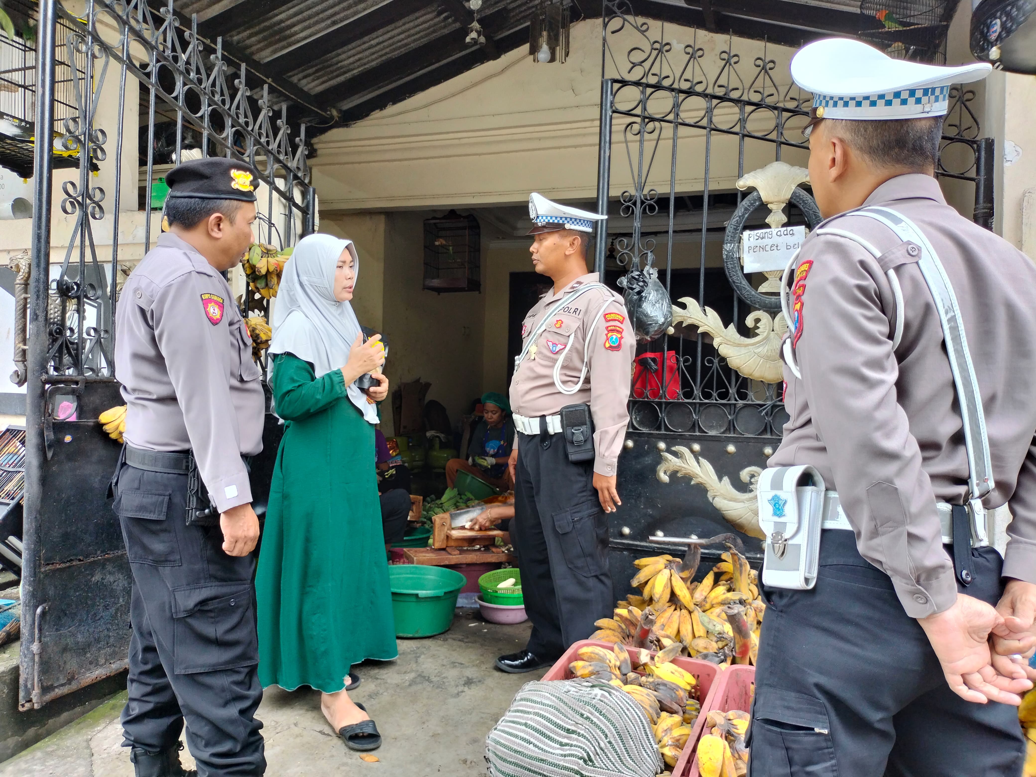 Polsek Tandes Tegaskan Pentingnya Sinergi dalam Patroli Dialogis di Darmo Indah
