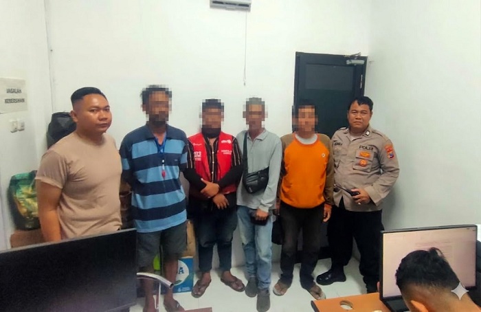 Polsek Sukomanunggal Tertibkan Jukir Liar dan Pak Ogah, Empat Orang Diamankan 