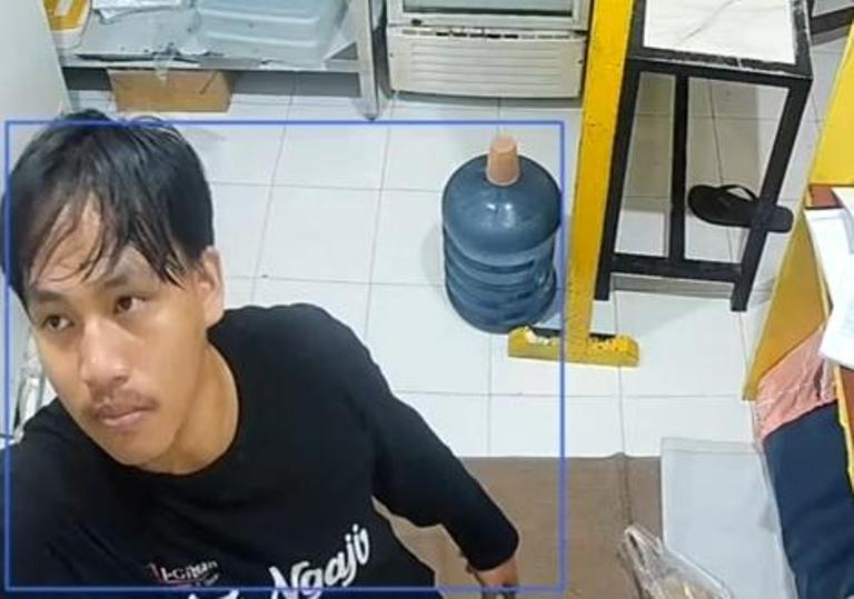 Karyawan Baru Gasak Uang dan Barang Outlet Donat di Tegalsari Surabaya