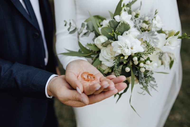 Tips Elegan Menghadiri Pernikahan Mantan: Antara Rasa dan Etiket