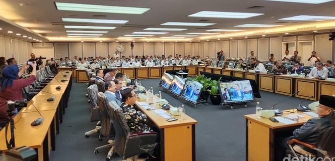 Terkait Lapas Cibinong, Komisi XIII DPR Rapat dengan Dirjenpas-Kalapas Nonaktif