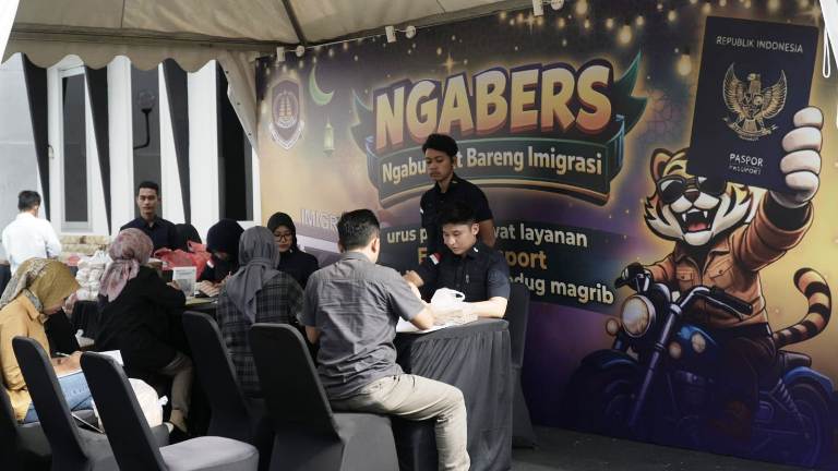 Imigrasi Kediri Jemput Bola, 54 Pemohon Terlayani dalam Program Eazy Passport NGABERS