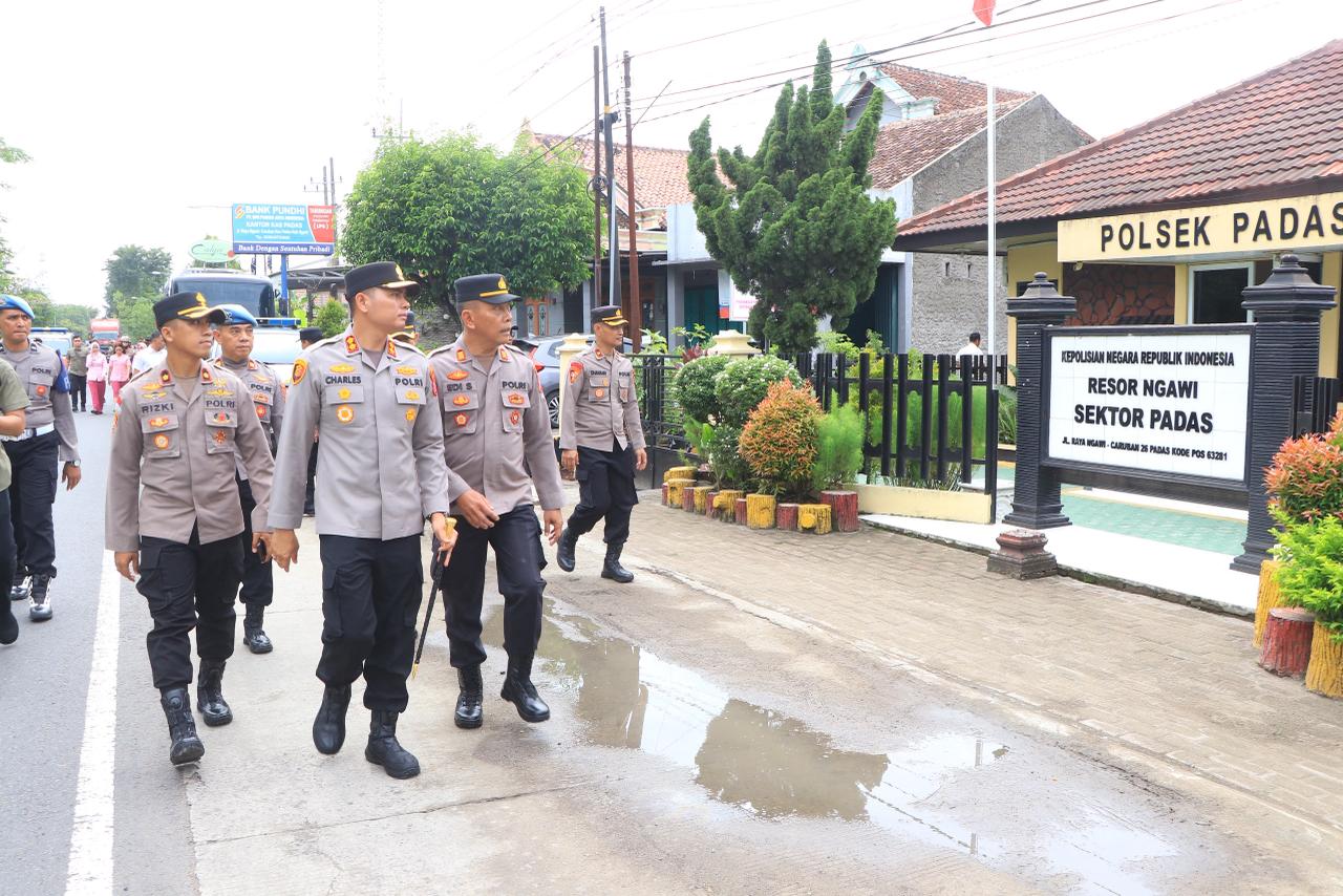 Kapolres Ngawi AKBP Charles Kunker ke Polsek Padas, Tingkatkan Kualitas Pelayanan dan Kesiapsiagaan