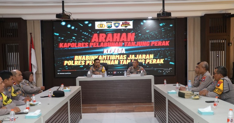 Polres Pelabuhan Tanjung Perak Hidupkan Kembali Pam Swakarsa dan Rangkul Masyarakat Surabaya