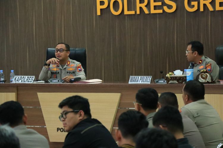 Kapolres Gresik Pimpin Commander Wish, Tegaskan Polri Presisi dan Pelayanan Humanis