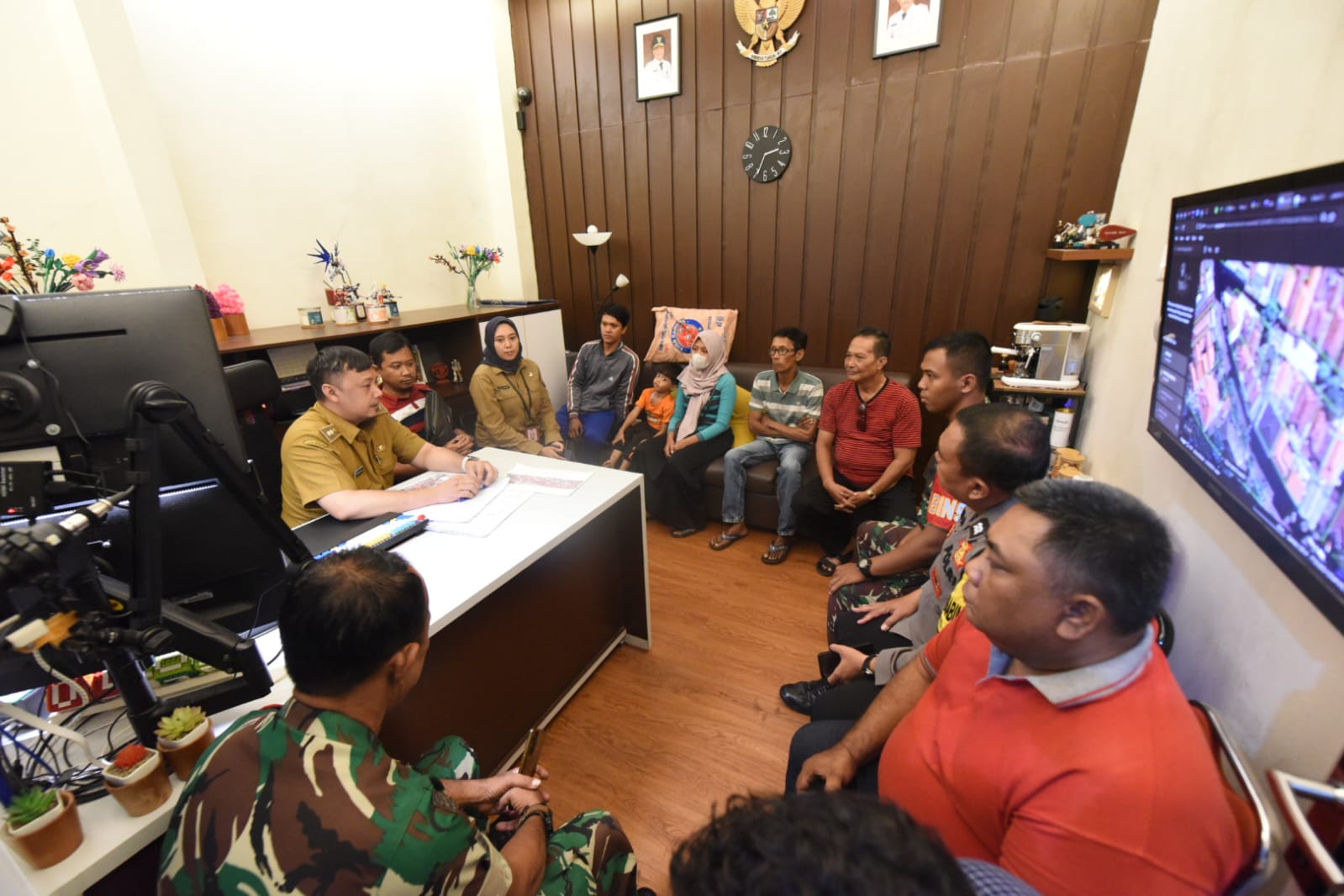 Pemkot Surabaya Mediasi Kasus Lansia Tinggal Sebatang Kara, Keluarga Beber Fakta
