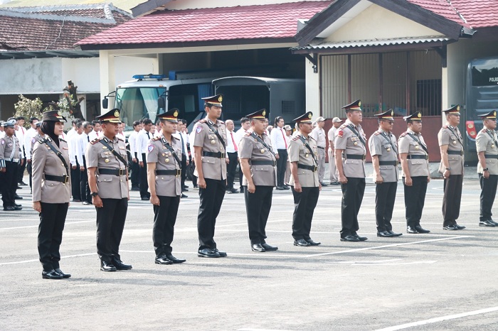 Kapolres Kediri Pimpin Sertijab Wakapolres, Kasat, dan Kapolsek