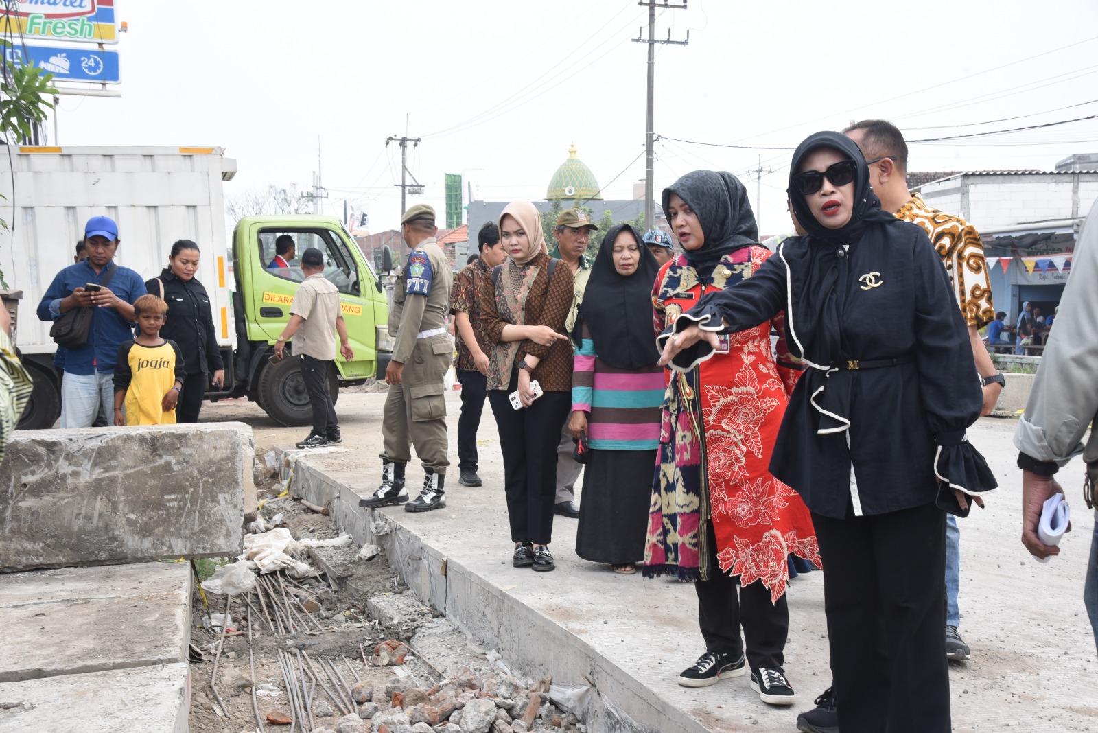 Betonisasi Ruas Jalan Gedangan-Betro Sedati Hampir Selesai 100 Persen