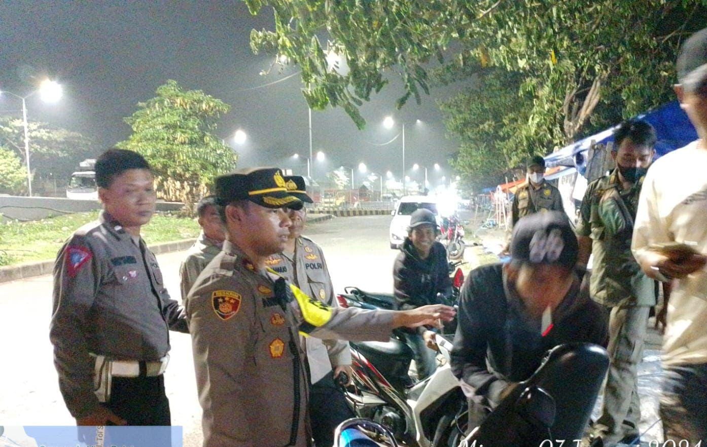 Rawan Kriminalitas, Polsek Kenjeran Patroli di Bawah Jembatan Suramadu