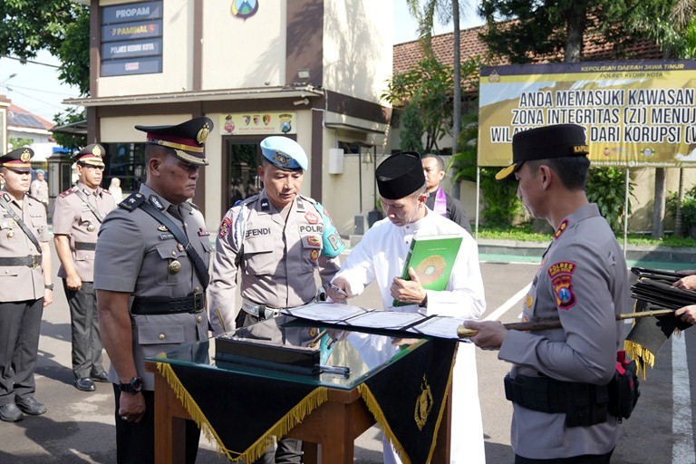 Polres Kediri Kota Gelar Sertijab Kabag Kasat dan Kapolsek