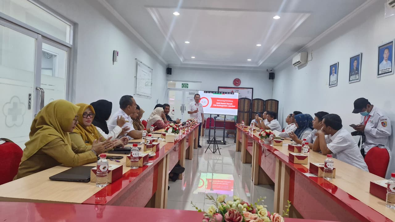 Visitasi Dinas Kesehatan Jember, PMI Siap Tingkatkan Layanan Donor Darah