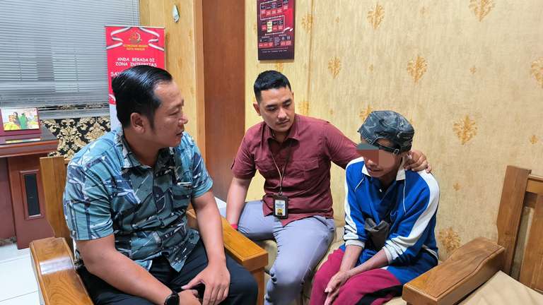 Kejari Kota Madiun Ciduk Pria Lecehkan Pegawai di Lampu Merah