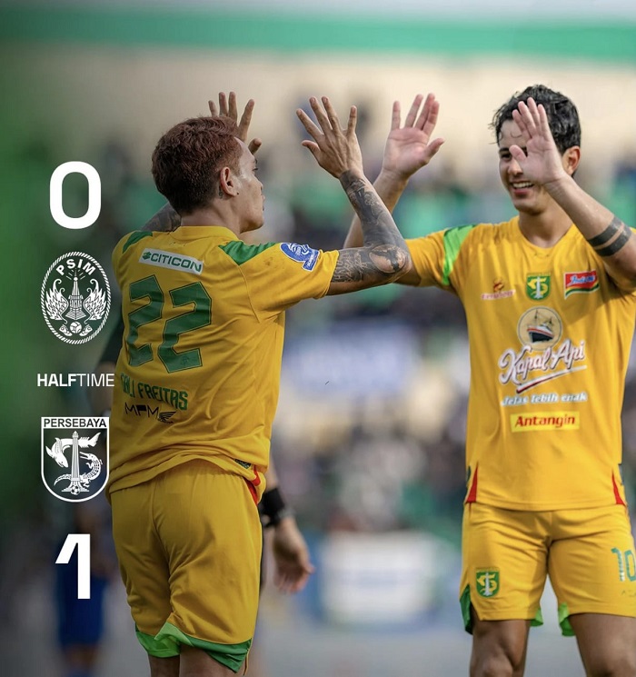 Strategi Bertahan Persebaya Bawa Keunggulan Sementara atas PSIM Yogyakarta