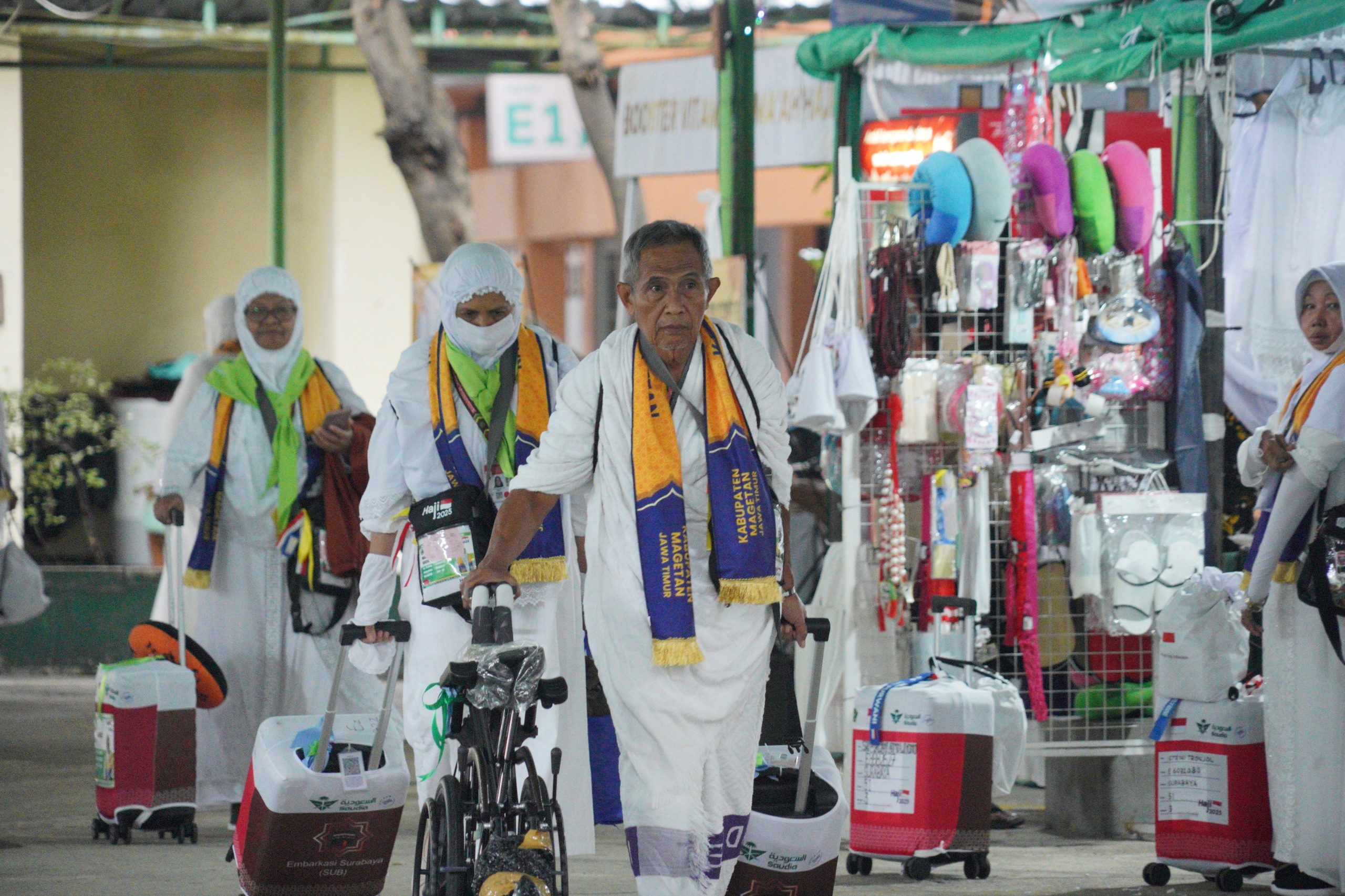 Jemaah Haji Surabaya Diduga Jadi Korban Penipuan Sopir Taksi di Makkah, Uang Belasan Juta Rupiah Melayang