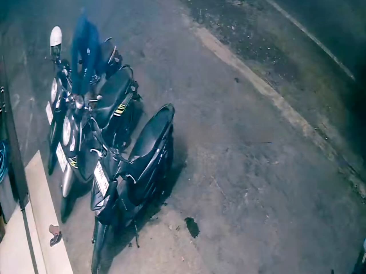 Parkir Depan Butik, Motor Scoopy Digondol Maling
