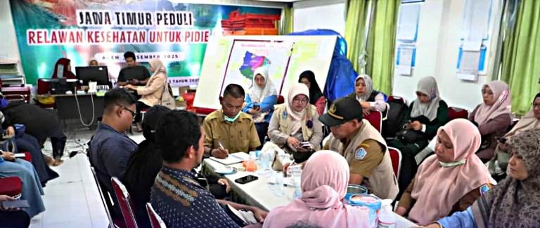 Emergency Medical Team Jawa Timur Lakukan Respons Terpadu Pascabencana Banjir di Aceh
