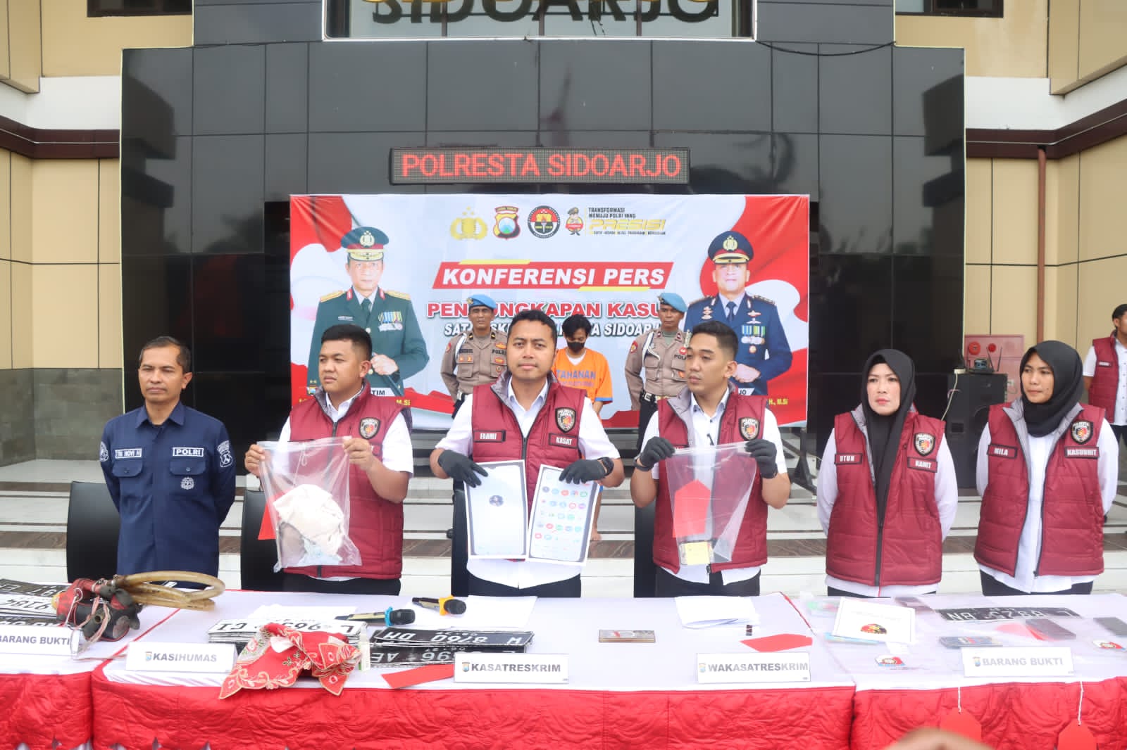 Kenalan Lewat Aplikasi Kencan, Gadis Bau Kencur Dicabuli