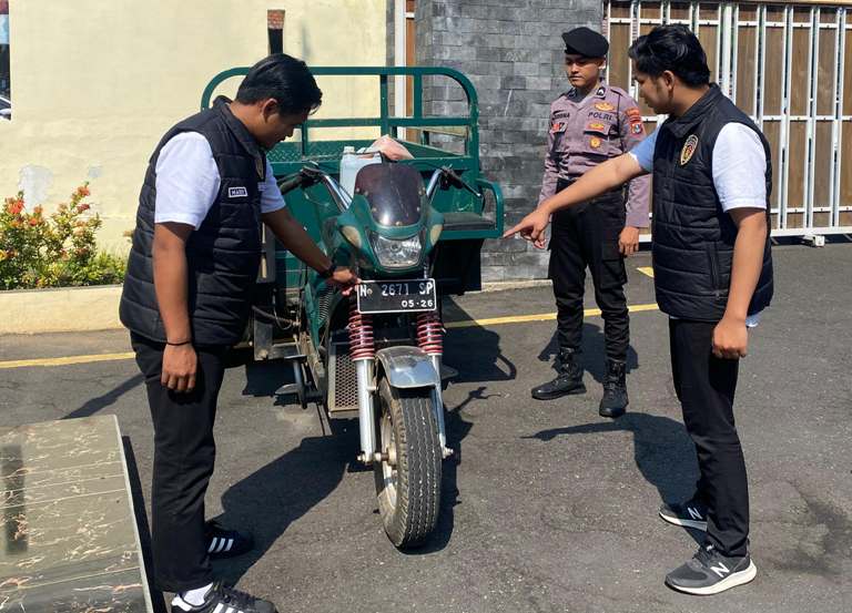 Tossa Bantuan Pemkab Pasuruan Digadaikan Kades Karangpandan 