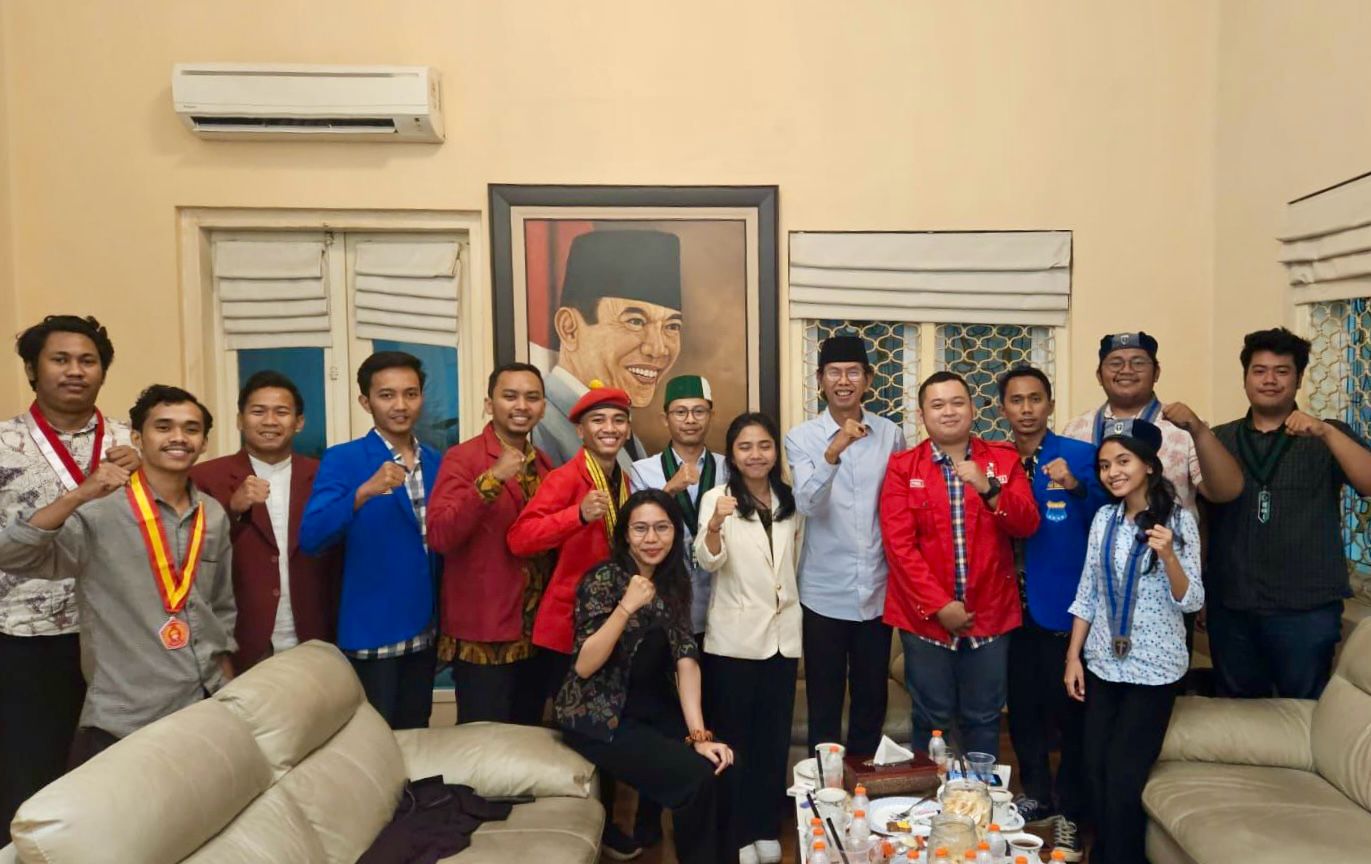 Ketua DPRD Surabaya Ajak Kaum Muda Tumbuhkan Spirit Cinta Tanah Air