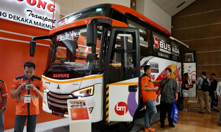 PT Bagong Dekaka Makmur Perkenalkan Kendaraan Khusus Medan Pertambangan dalam JIExpo Kemayoran