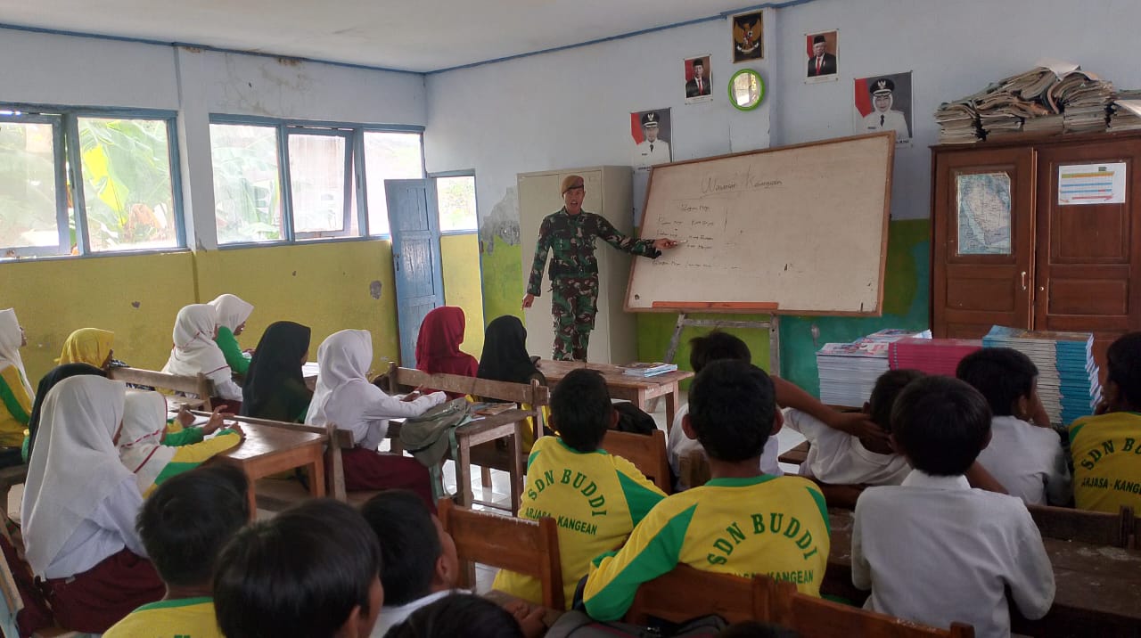 Tanamkan Jiwa Nasionalisme, Satgas TMMD 121 Kodim 0827/Sumenep Berikan Wasbang di Sekolah