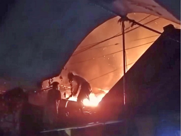 Korsleting Listrik, Rumah Warga Trajeng Kota Pasuruan Habis Terbakar