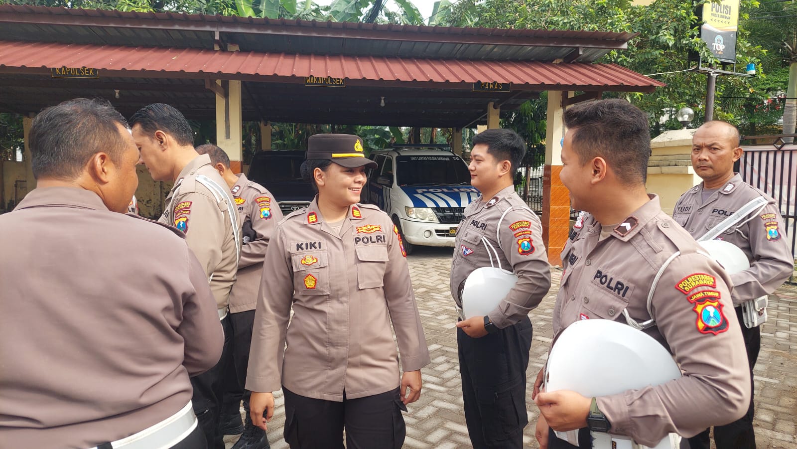 Disiplin Anggota Jadi Kunci, Polsek Sawahan Periksa Surat dan Senpi Saat Apel Pagi