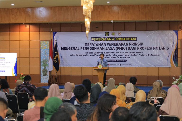 Kanwil Hukum Jatim Gelar Pembinaan PMPJ  Bojonegoro untuk Ratusan Notaris Bakorwil II