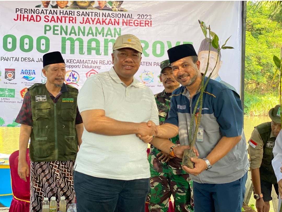 PT Cheil Jedang Indonesia Tanam 10.000 Bibit Mangrove saat Momen Hari Santri Nasional 2023