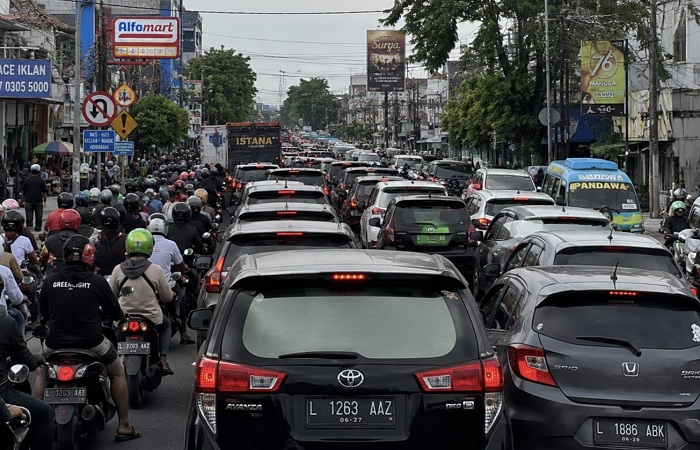 Kemacetan Surabaya-Sidoarjo Masih Jadi PR, Pemprov Jatim Tangani Bertahap