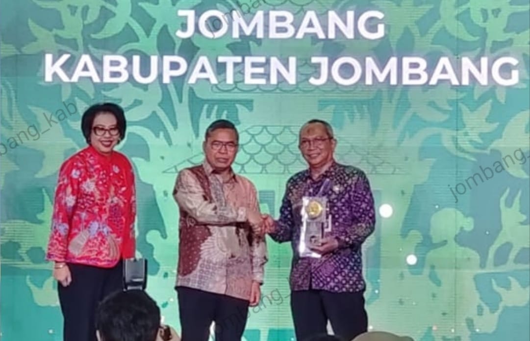 Kabupaten Jombang kembali Boyong Adipura Kategori Kota Sedang