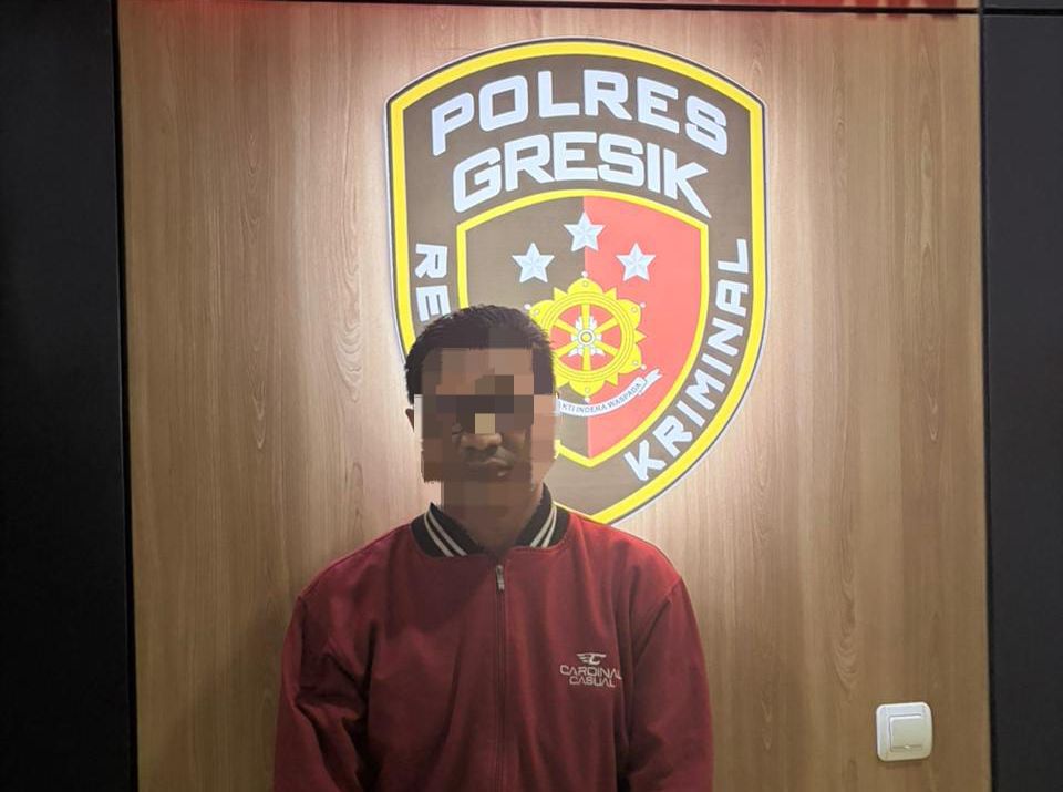 Lempar Batu ke Kaca Bus Trans Jatim, Oknum PNS di Gresik Diringkus Polisi