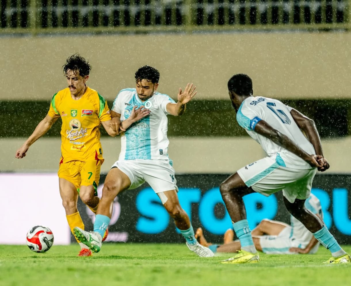 Eduardo Perez Moran Takjub Lihat Semangat Pemain Persebaya 