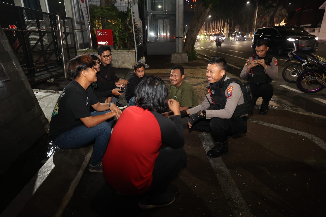 Jaga Kenyamanan Ibadah Ramadan, Ditsamapta Polda Jatim dan Dinsos Komitmen Tertibkan Gepeng