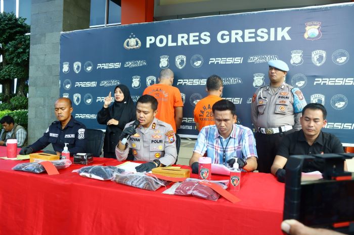 Polres Gresik Tangkap Ayah Tiri Cabuli  Anak di Bawah Umur 