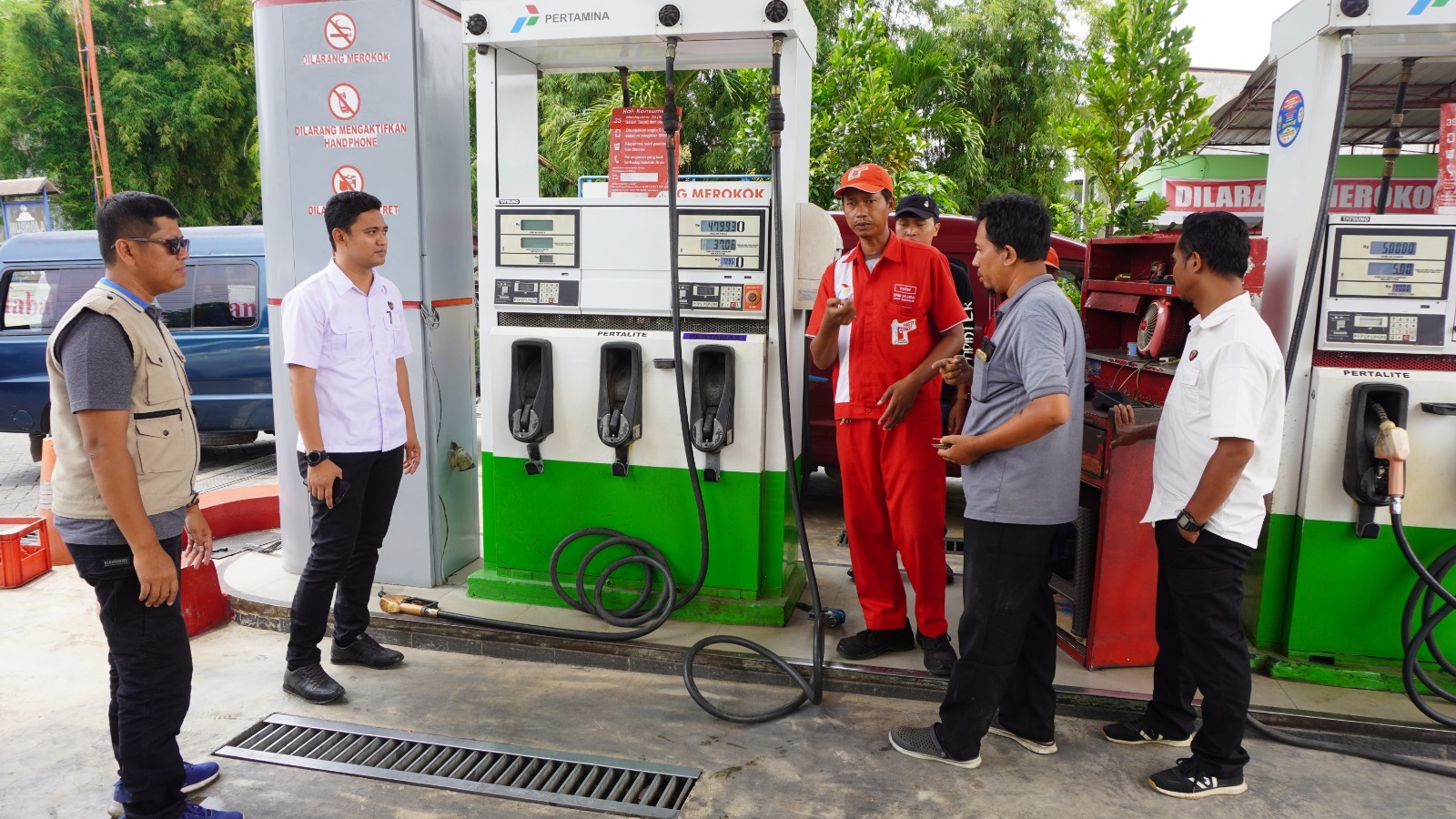 Mudik Lebaran 2024: Polres Bangkalan Awasi SPBU, Cek Ketersediaan BBM dan Harga