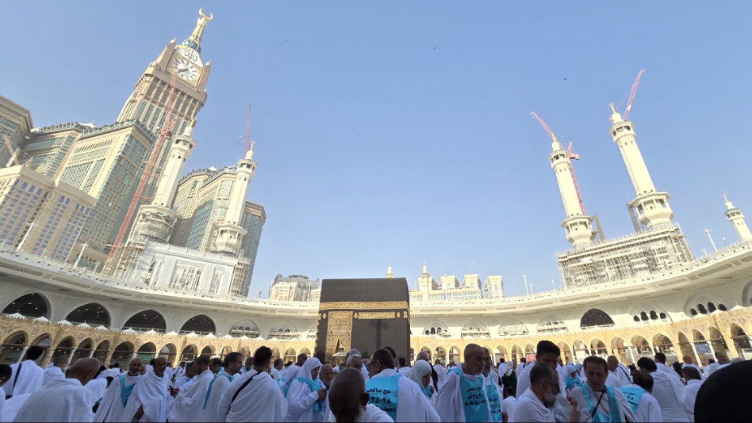 Suhu di Makkah Tembus 42 Derajat Celcius, Jemaah Haji Diimbau Gunakan APD