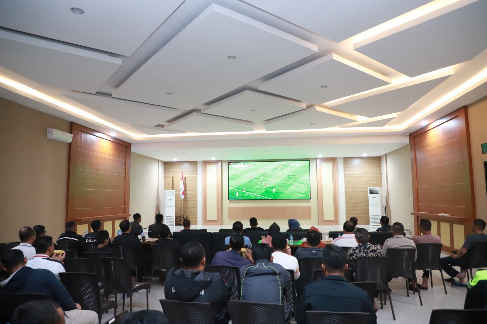 Polres Kediri Gelar Nobar Timnas Indonesia vs Iraq