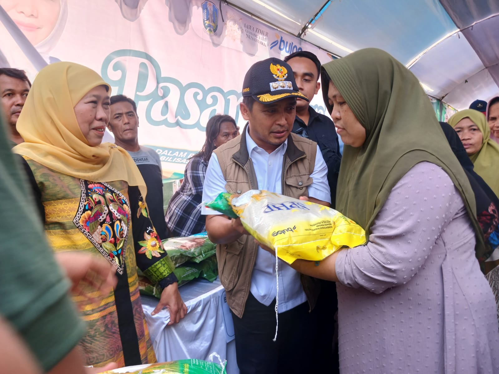 Pemprov Jatim Gandeng Pemkot Pasuruan Hadirkan Pasar Murah bagi Warga