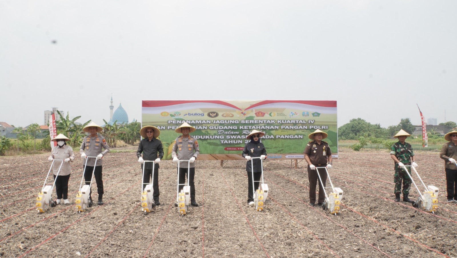 Dukung Swasembada Pangan, Polresta Sidoarjo Tanam Jagung Kuartal IV