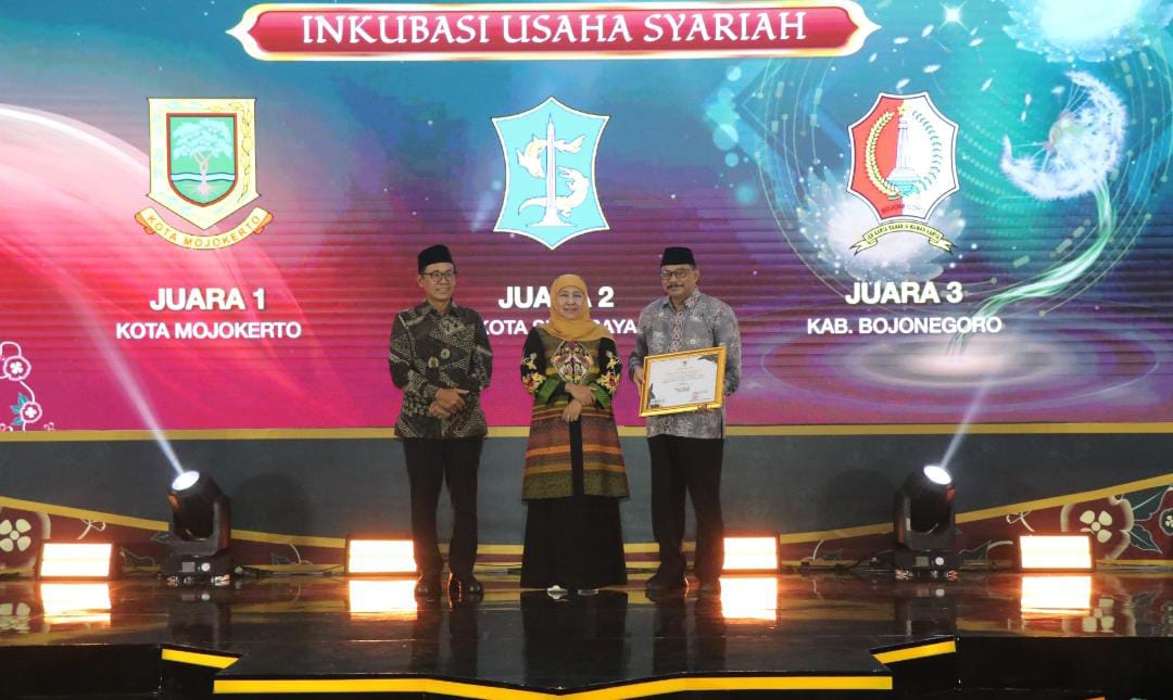 Pemkab Bojonegoro Terima Penghargaan Ekonomi Syariah dari Bank Indonesia