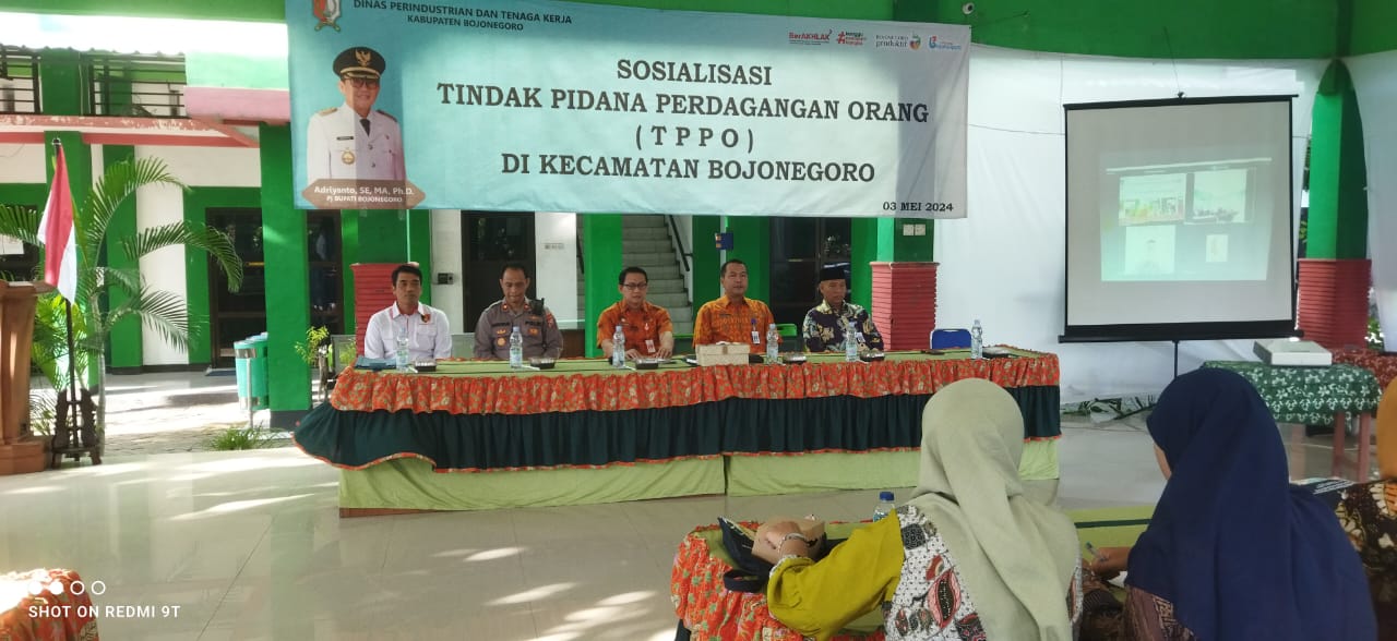 Kapolsek Bojonegoro Kota Hadiri Sosialisasi Tindak Perdagangan Orang di Kantor Kecamatan Kota