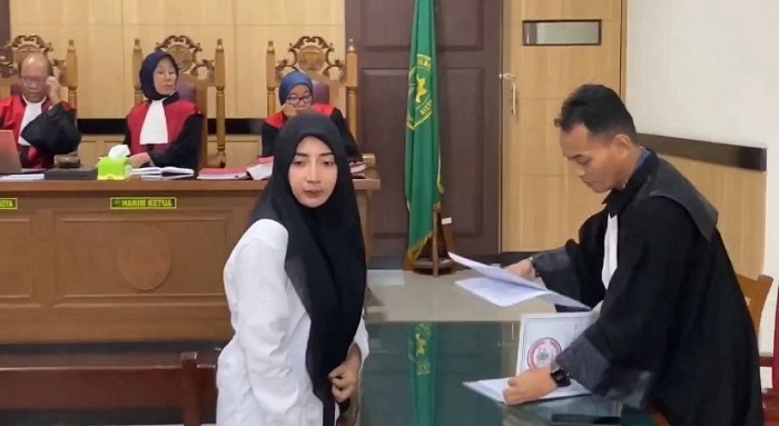 Kuasai Setengah Kilogram Sabu, Sejoli Bandar Narkoba Divonis Ringan di PN Gresik