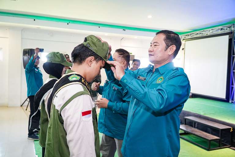 Bupati Yes Sebut KKN Sebagai Literasi Sosial Ekonomi Kemasyarakatan  